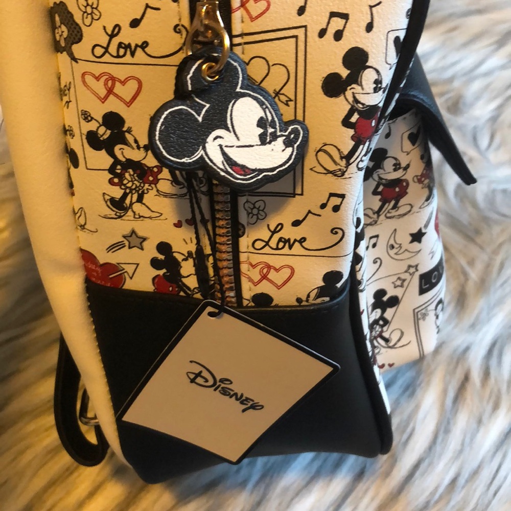 NWT DISNEY x PRIMARK COMIC PRINT BACKPACK - Picture 3 of 3